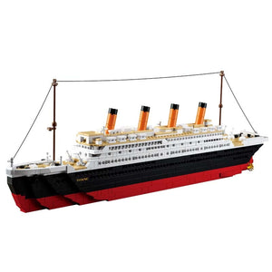 Model building kits city Titanic RMS ship 3D blocks Educational model building toys hobbies for children compatible with legoe