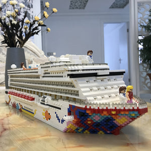 LEGO Titanic RMS Blocks Building Cruise boat set brick Children toys Aircrafted Carrier Pirate Black Pearl