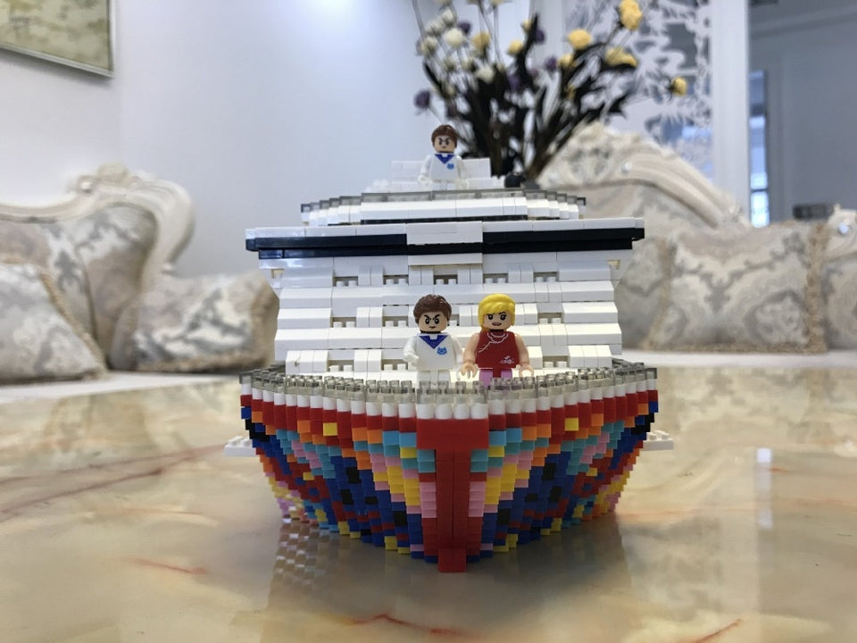 LEGO Titanic RMS Blocks Building Cruise boat set brick Children toys Aircrafted Carrier Pirate Black Pearl