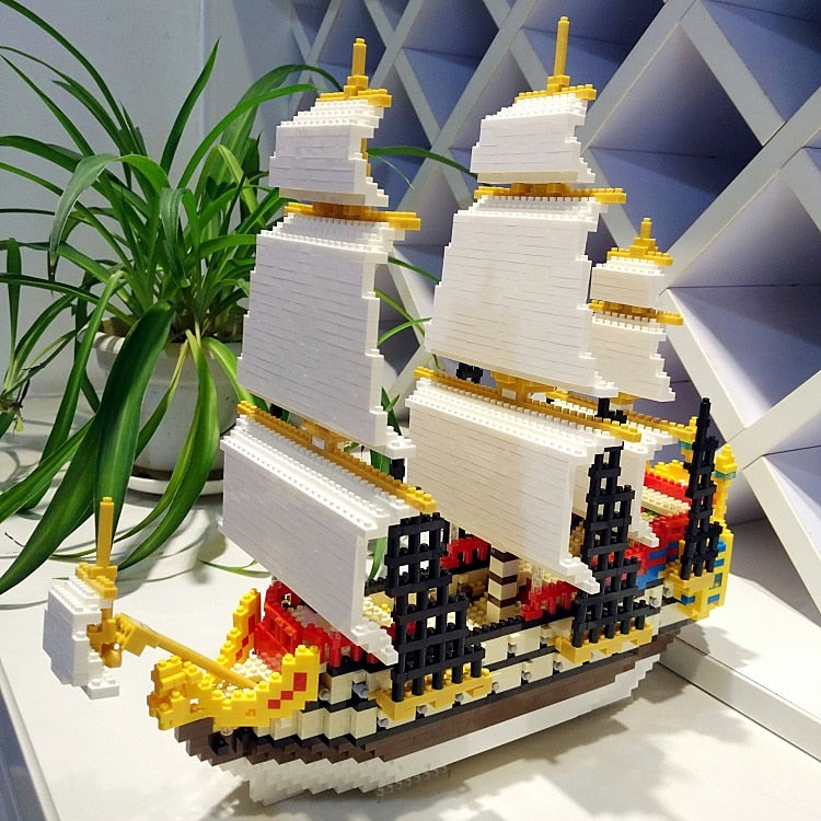 LEGO Titanic RMS Blocks Building Cruise boat set brick Children toys Aircrafted Carrier Pirate Black Pearl