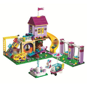 LEGO Girl Friends The Heartlake City Resort Model