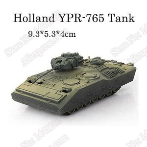 1:72 4D Plastic Assemble Tank Kits World War II Model Puzzle Assembling Military Sand Table Toys